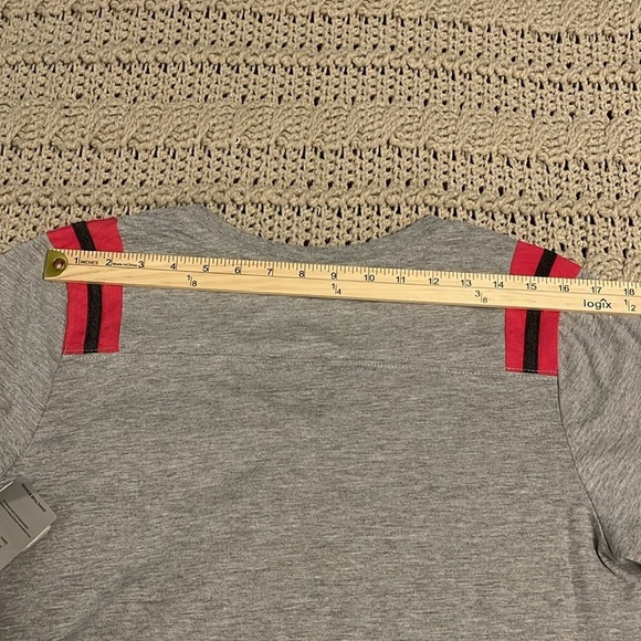 COLOSSEUM Ladies SS , THE CITY LOUISVILLE‎ CARDINALS with LOGO TEE SZ LARGE GRAY - Picture 10 of 12